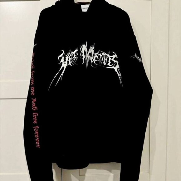 vetements cropped hoodie